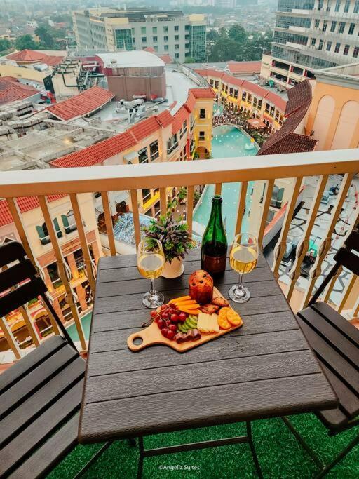 New Modern Venice Best View And Balcony, Fast Wifi At Mckinley Hill 1Br Interconnected To Venice Grand Canal Mall Manila Exteriér fotografie