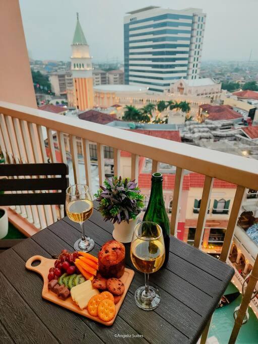 New Modern Venice Best View And Balcony, Fast Wifi At Mckinley Hill 1Br Interconnected To Venice Grand Canal Mall Manila Exteriér fotografie